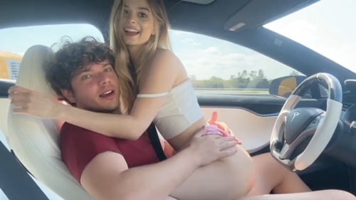 เสียบหี เย็ดรัว เย็ดบนรถ เย็ด หีฝรั่ง